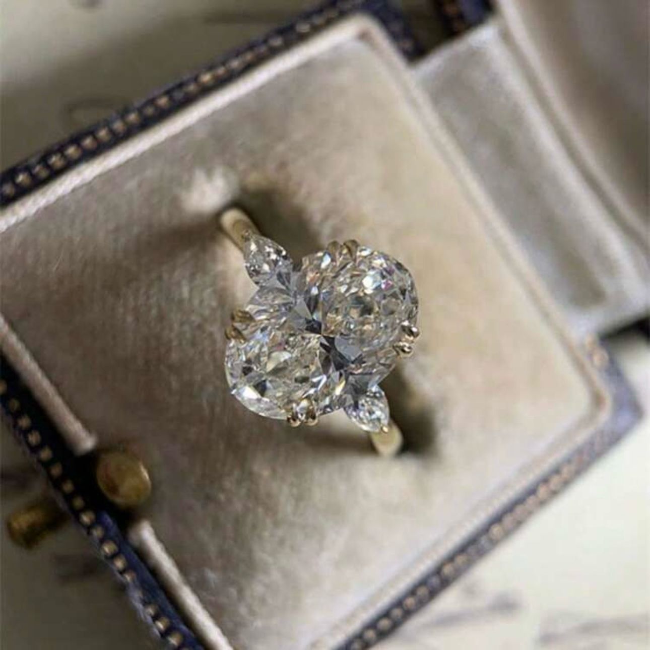 YJBHere - Solitaire Diamond Ring - Image 2