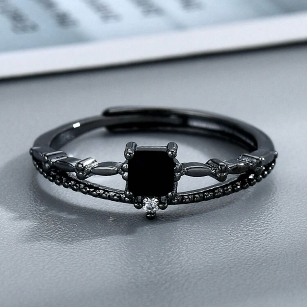 YJBHere - Silver Black Diamond Ring - Image 3